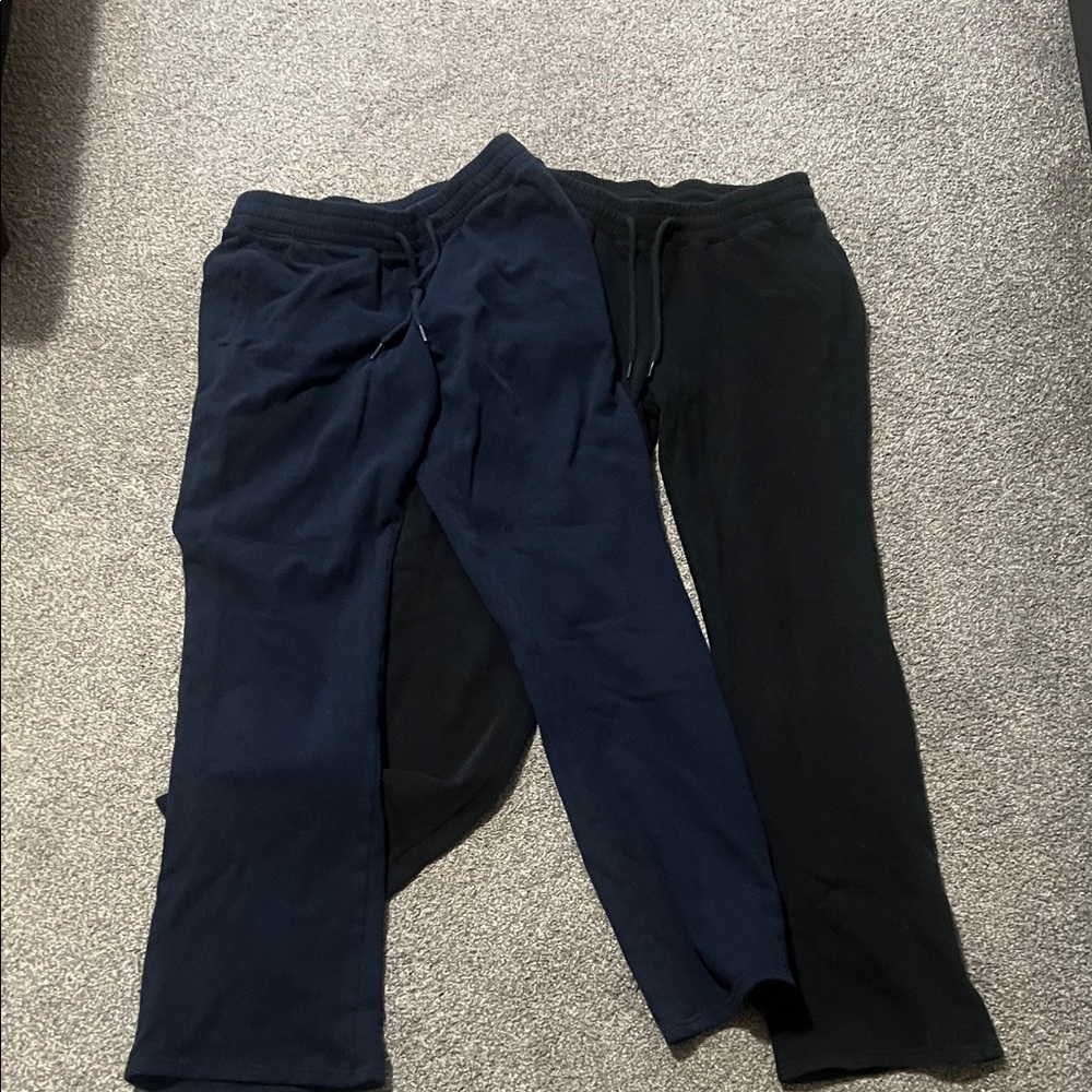 Hollister Women’s Black and Navy long Joggers